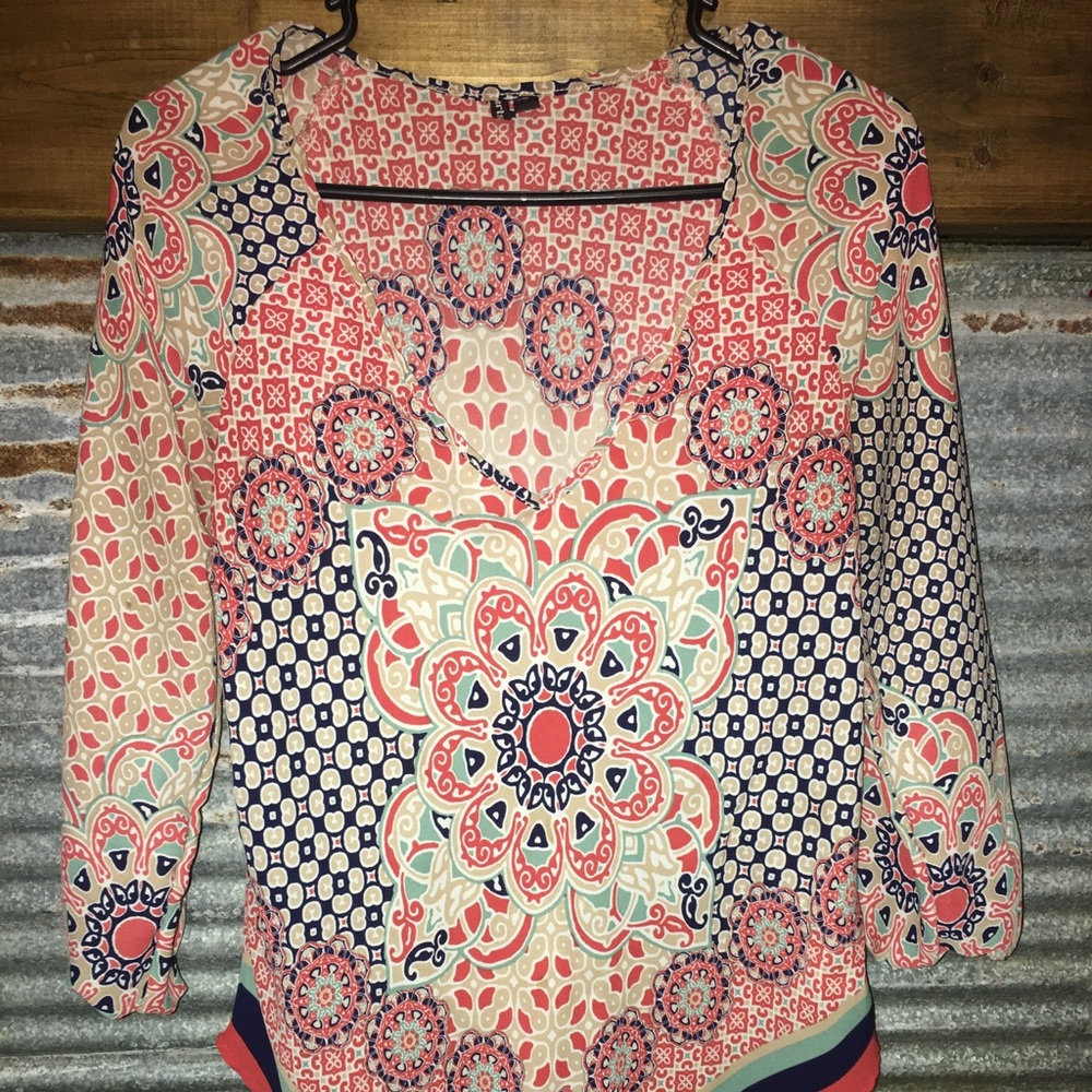 3/4” sleeve top